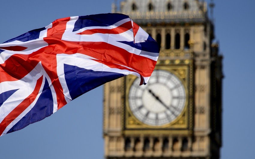 Britaniya Belarusa dəbdəbəli çantalar satmayacaq 