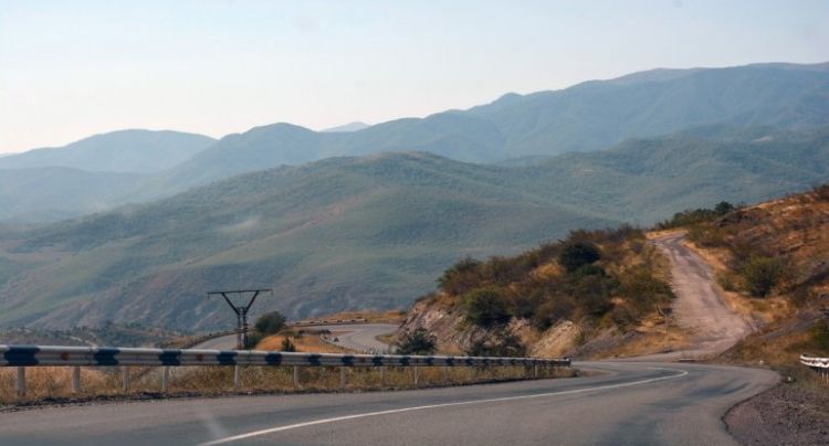 Azərbaycanın qərb rayonlarını Naxçıvanla birləşdirəcək yeni yolla bağlı İDDİA