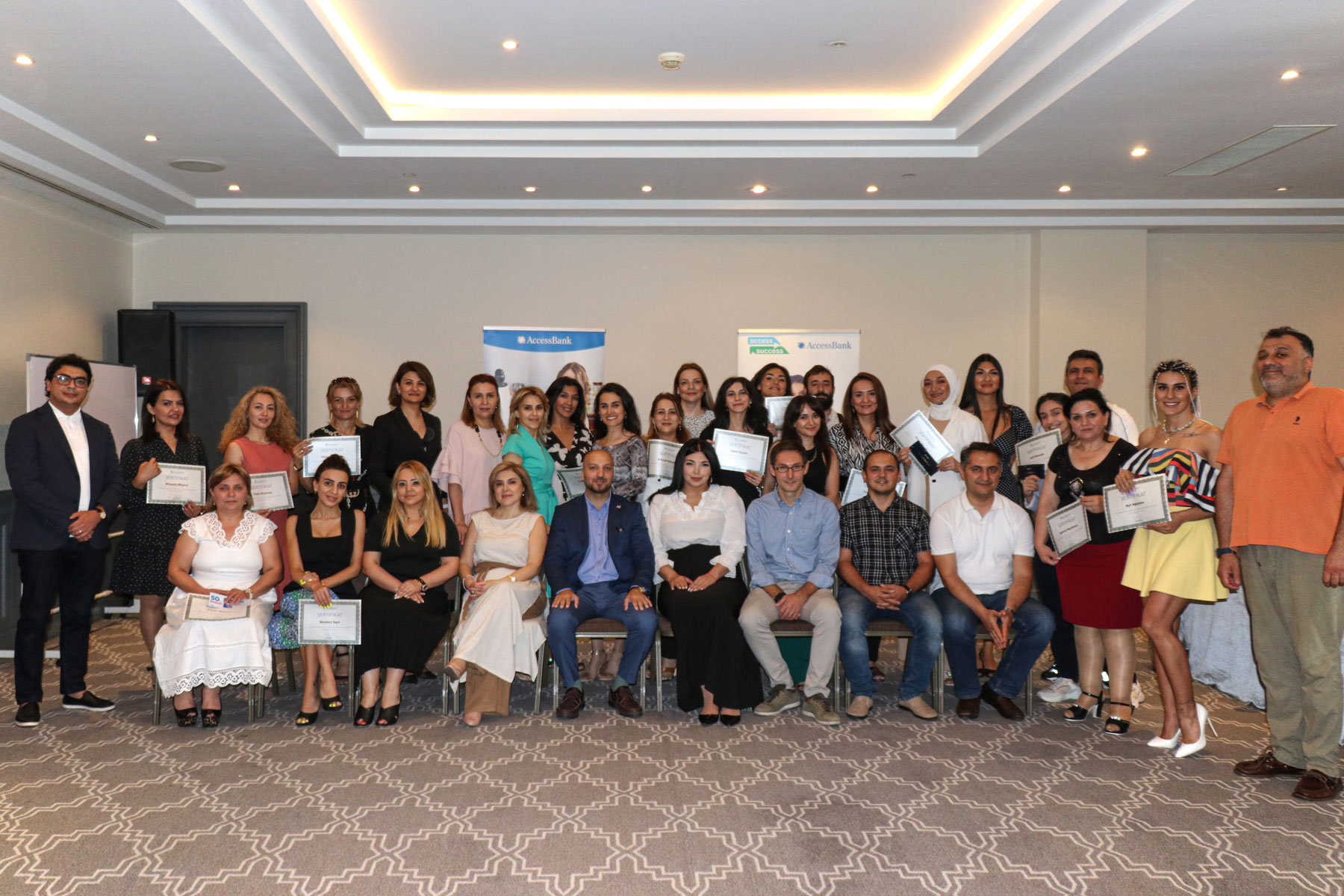 Access2Success: Qadınlar üçün biznesdə yeni başlanğıc 