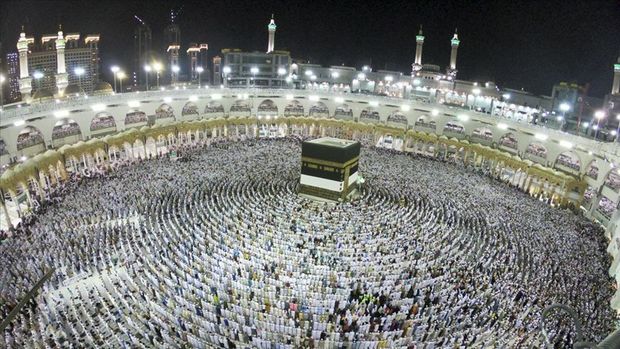 Pandemiyadan sonra ilk irimiqyaslı Həcc ziyarəti BAŞLADI