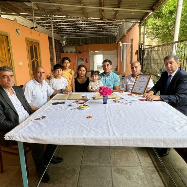 YAP Kəlbəcər təşkilatının sədri Şəhid atası ilə görüşüb - FOTO