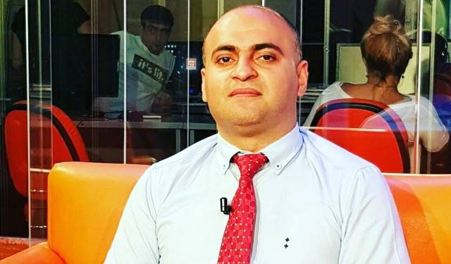 Dələduzluqda təqsirləndirilən vəkilin məhkəməsi başlayır
