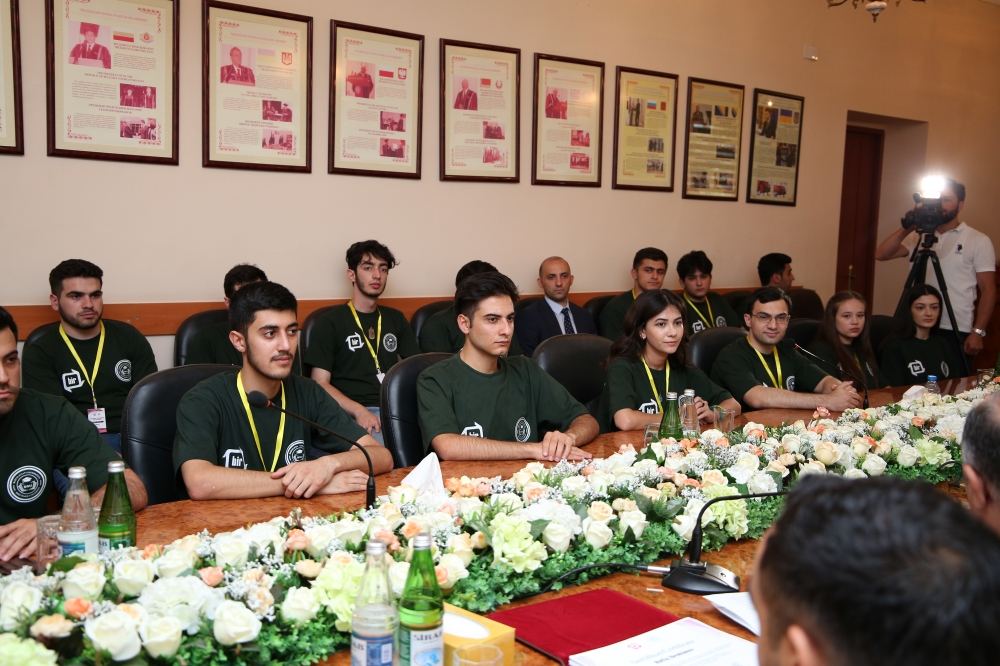 BSU-da yay məktəbinin bağlanış mərasimi keçirilib - FOTO