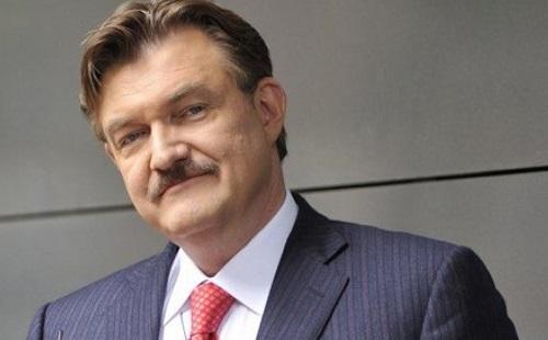 Rusiya məşhur jurnalisti axtarışa verdi