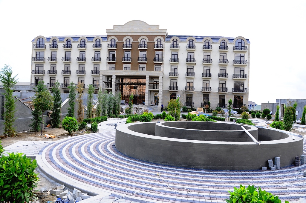 Naftalanda istifadəyə verilən müalicəvi turizm mərkəzlərinin sayı artır