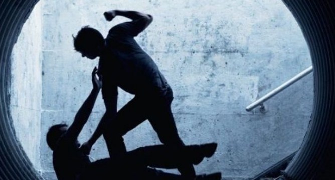 Şagirdi tərəfindən döyülən müəllim iş yerini dəyişdi