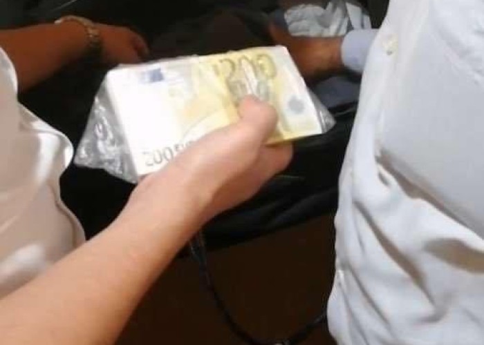 30 min avronun ölkədən çıxarılmasının qarşısı alındı