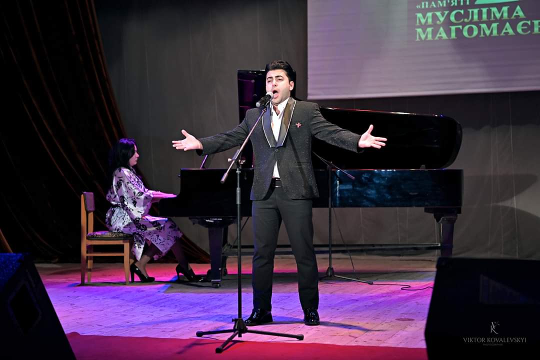 Azərbaycanlı sənətçi beynəlxalq müsabiqədə I yeri tutub 