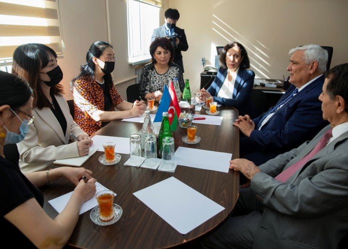 Kamal Abdulla Çinin ölkəmizdəki səfiri ilə görüşdü - FOTO
