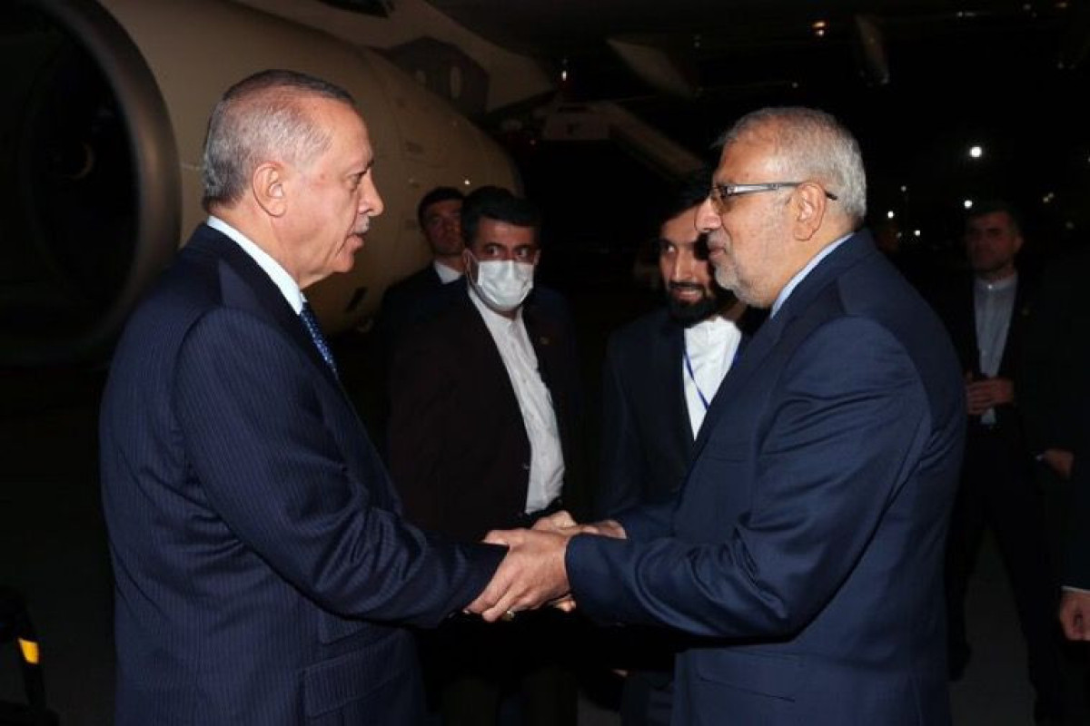 Ərdoğan İrana səfər etdi