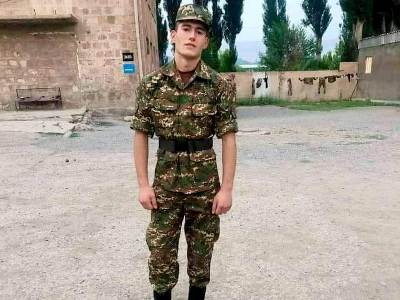 Ermənistanda əsgəri güllələyən hərbçi saxlanıldı