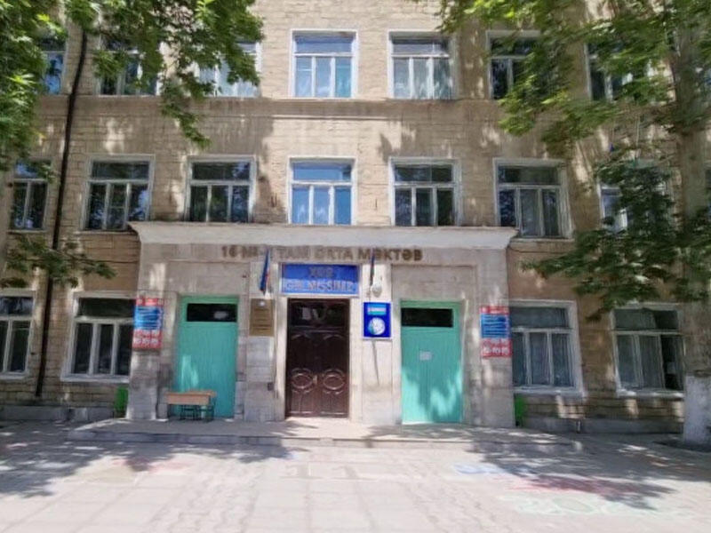 Daha bir məktəbdə rüşvət qalmaqalı - Müəllimin səsyazısı yayıldı