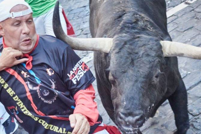 İspaniyada öküz döyüşləri zamanı 3 nəfər ölüb