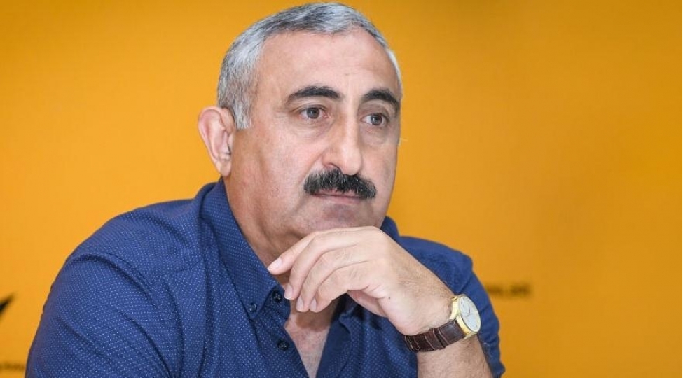 Nazim Süleymanovun qazandığı kubok itib