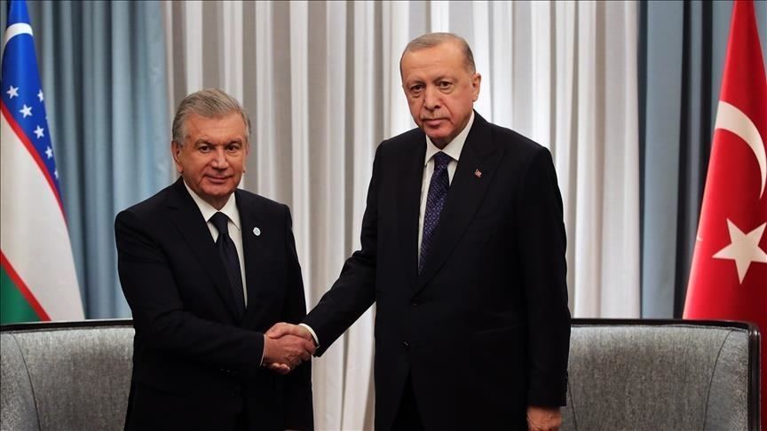 Ərdoğan da Özbəkistan lideri ilə danışdı