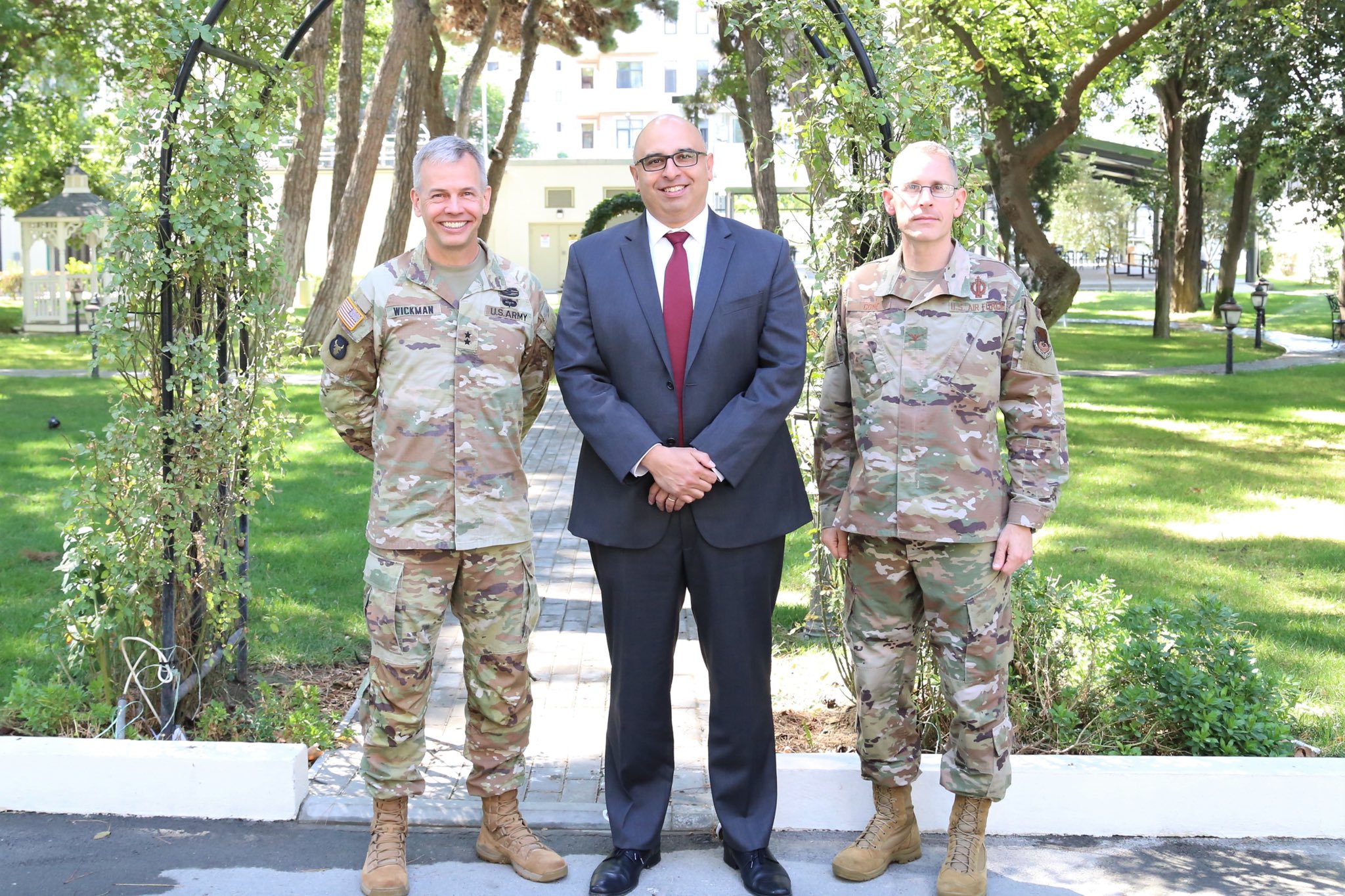 ABŞ ordusunun generalı Azərbaycana GƏLDİ 