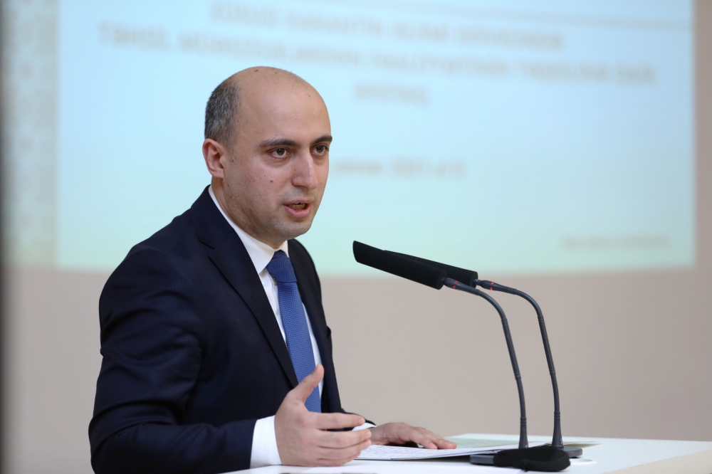 “Şəffaf olmasaydıq, bütün suallar satılardı” – Emin Əmrullayev