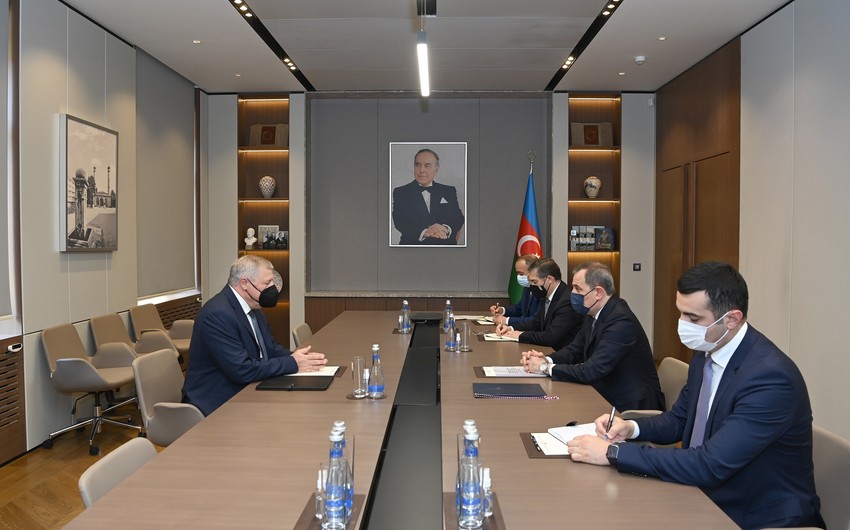 Ceyhun Bayramov yeni səfiri qəbul etdi 
