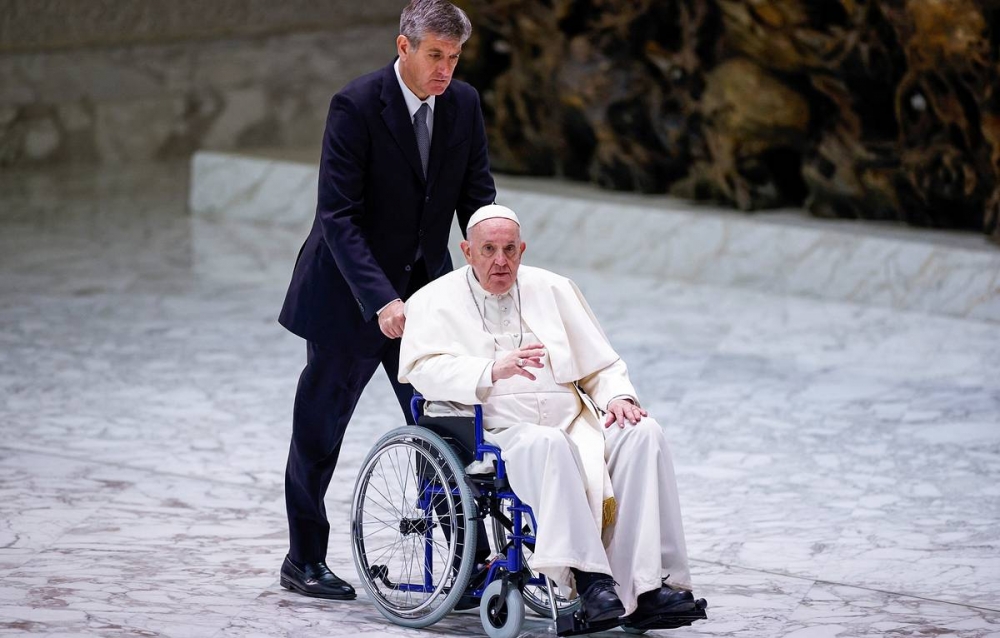 Roma Papası postunu tərk edir