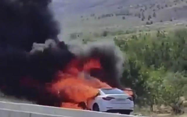 Şamaxı yolunda “Hyundai” yandı