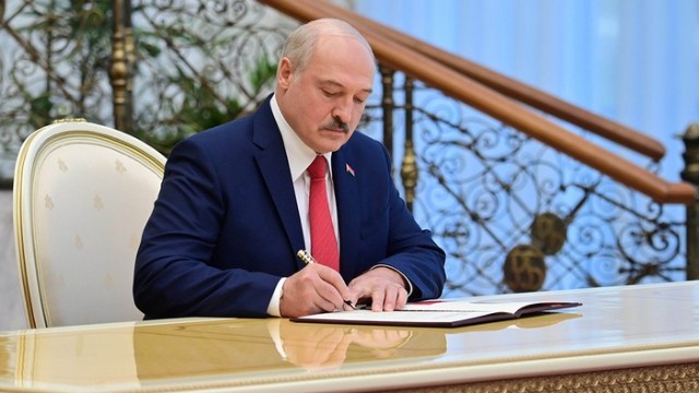 Lukaşenko Rusiyaya yeni səfir göndərdi - FOTO