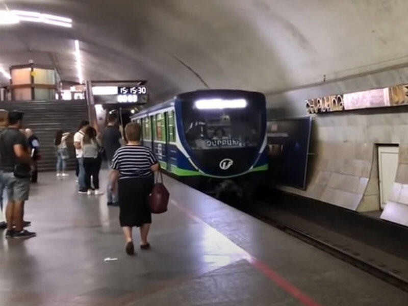 İrəvan meriyası, metro və parlamentdə bomba həyəcanı