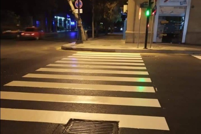 Yolu keçən piyadanı maşın vurdu