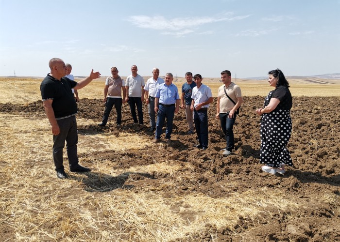 Fermerlərə təlim keçirildi - FOTO