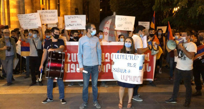 Qarabağ erməniləri İrəvanda etiraza qalxdı