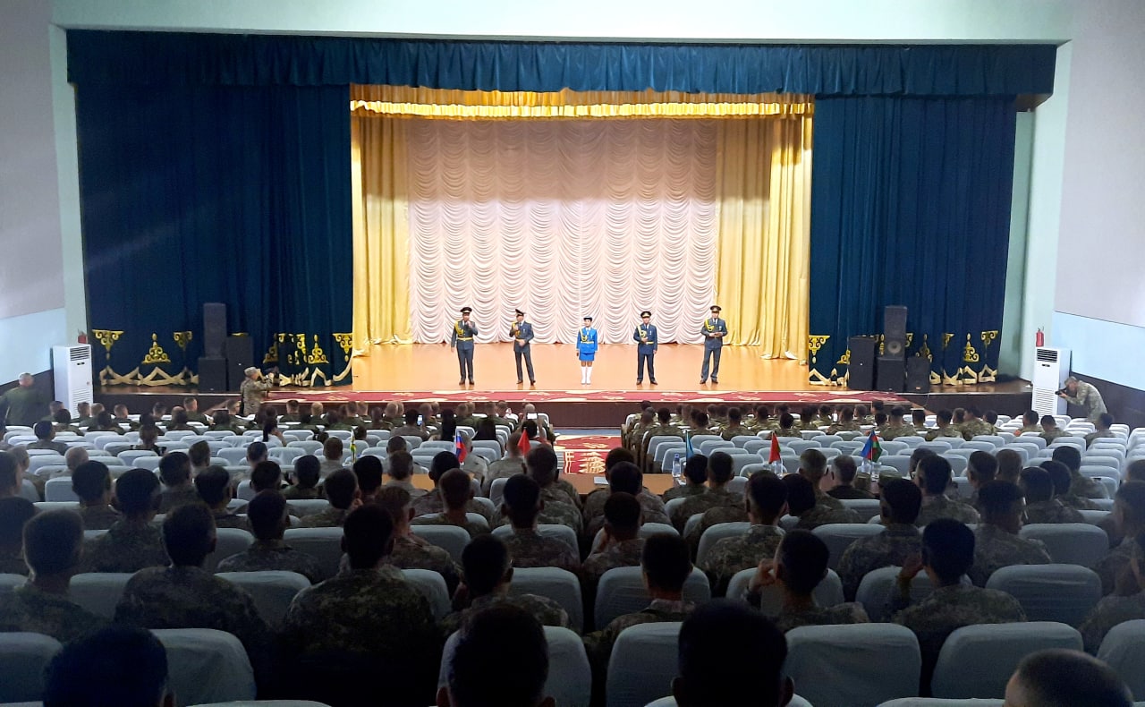 “Artilleriya atəşinin ustaları” bir arada - FOTOLAR