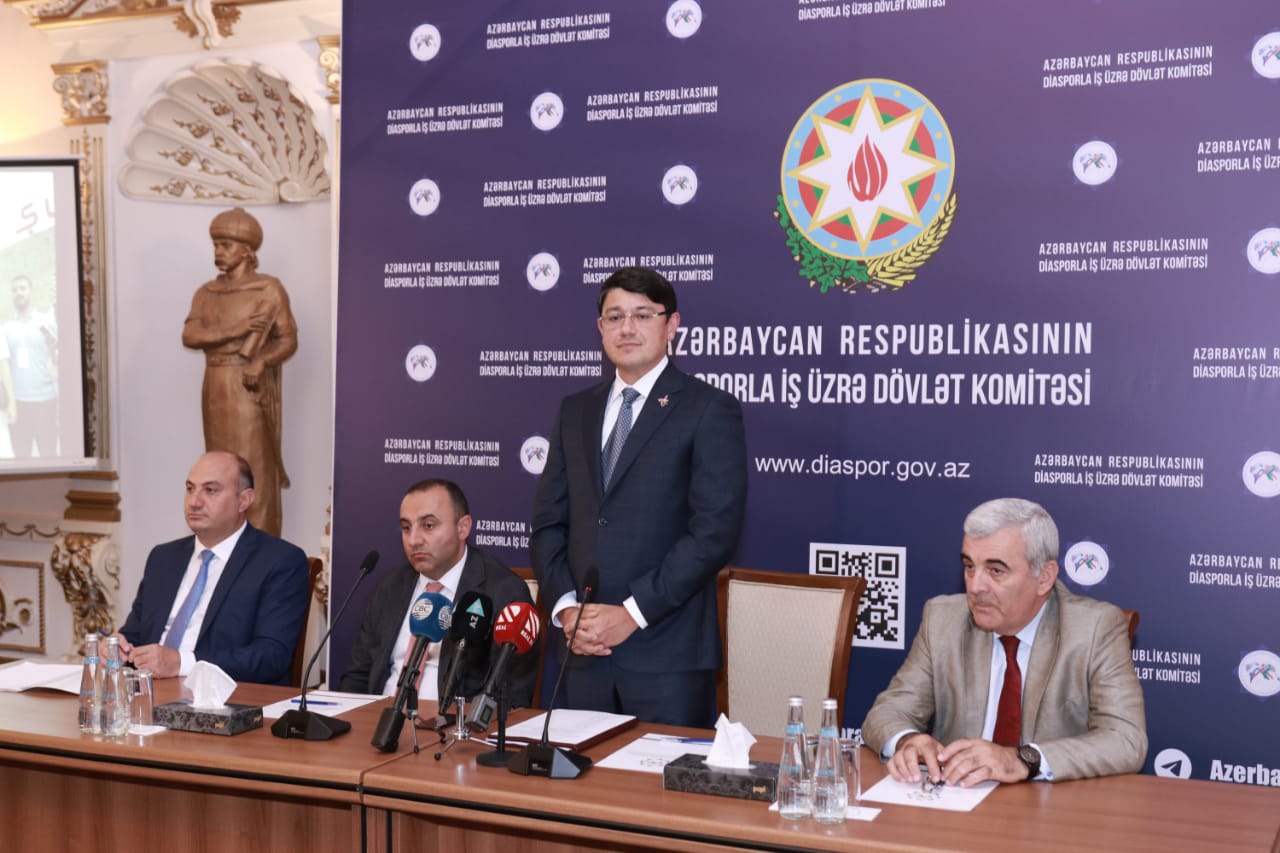 Diaspor gəncləri ilə gələcək planlar müzakirə olundu