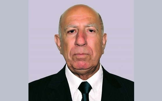 Jurnalistdən riyaziyyatçıya “riyazi təbrik” - Əməkdar müəllimin 70 illik yubileyinə