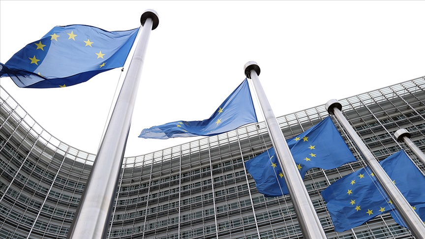 Kosovo və Serbiya liderlərinə xəbərdarlıq edildi 