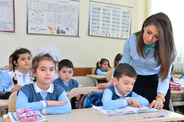 İş yerini qarşılıqlı dəyişən müəllimlərin sayı açıqlandı