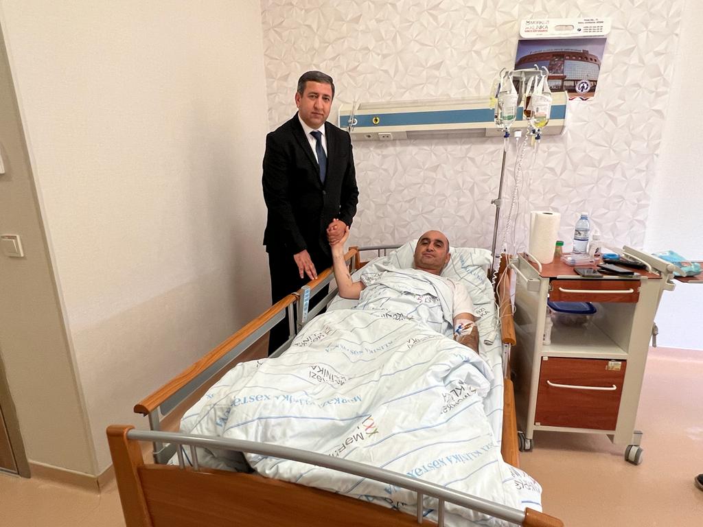 Kəlbəcərdə minaya düşən polkovniki ziyarət etdilər