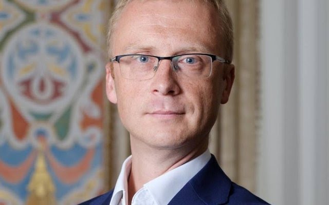 Rus diplomatın paylaşımı qalmaqala səbəb oldu 