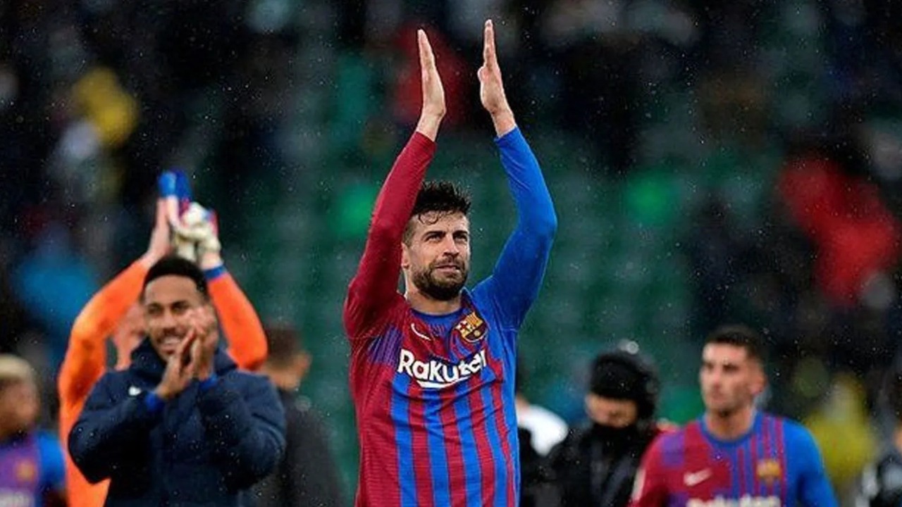 Şakiradan ayrılan məşhur futbolçu özünə yeni sevgili tapdı