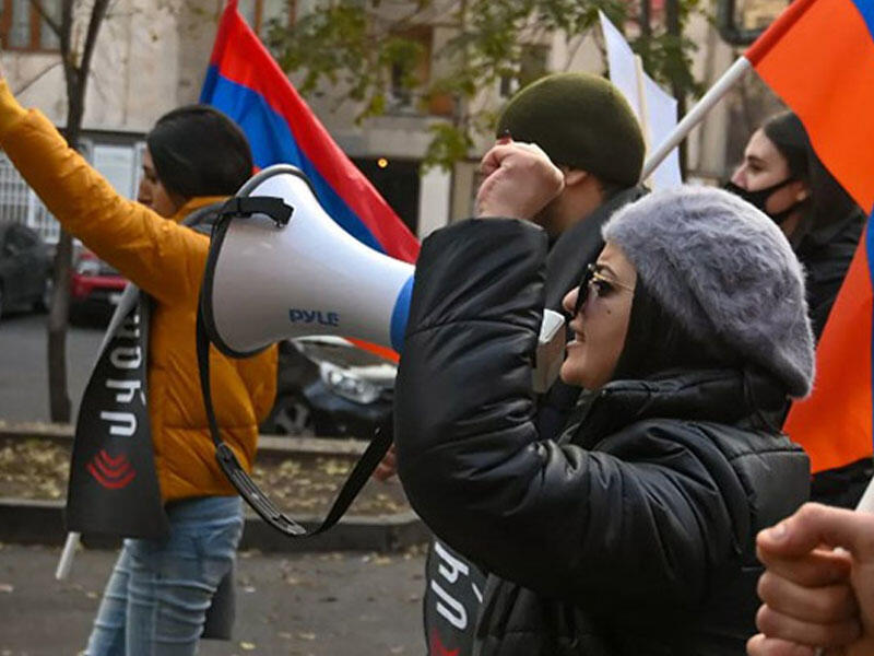 İrəvanda Paşinyana qarşı yeni mitinqlər başlayır