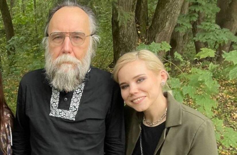 Estoniyalı nazir Daryanın qatili ilə bağlı ittihama CAVAB VERDİ