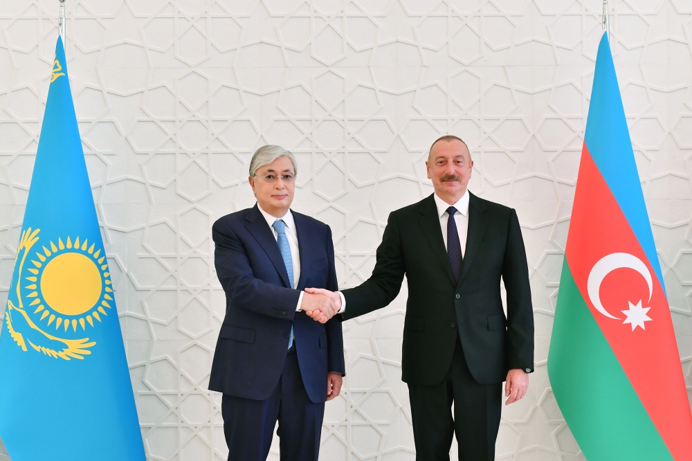 Bakıda Tokayevin rəsmi qarşılanma mərasimi oldu