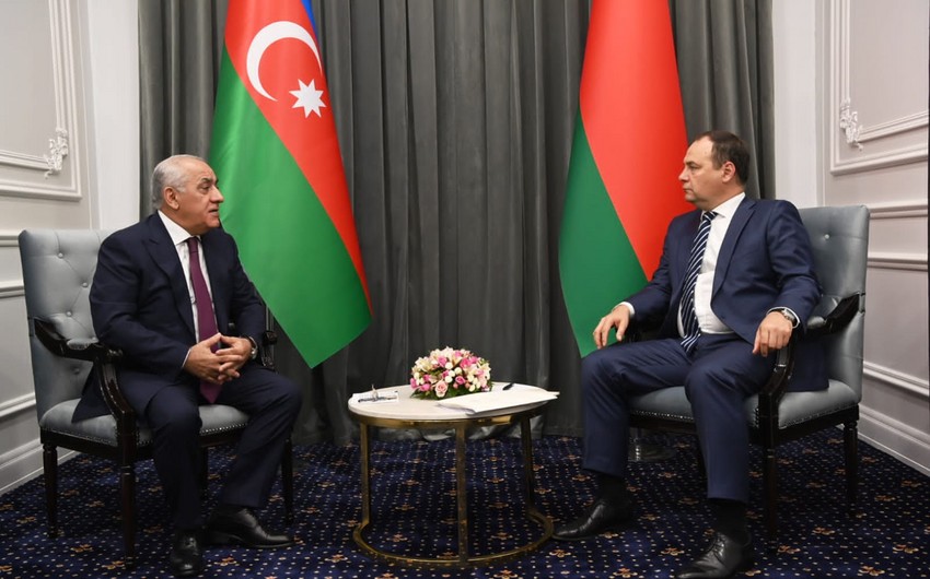 Əli Əsədov belaruslu həmkarı ilə görüşüb