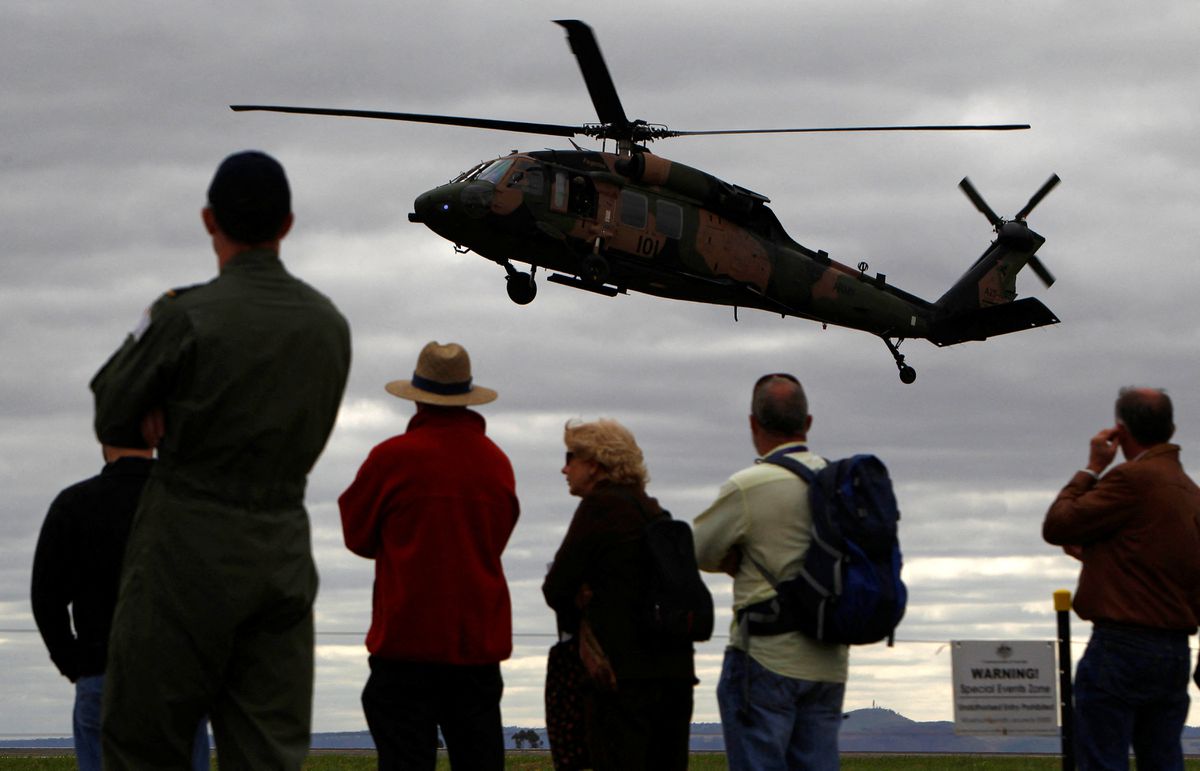 ABŞ 2 milyard dollarlıq hərbi helikopterlər satdı