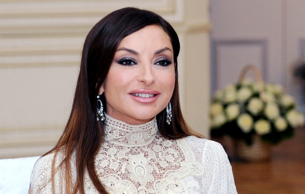Mehriban Əliyeva: “Hər birinizi çox sevirəm” 