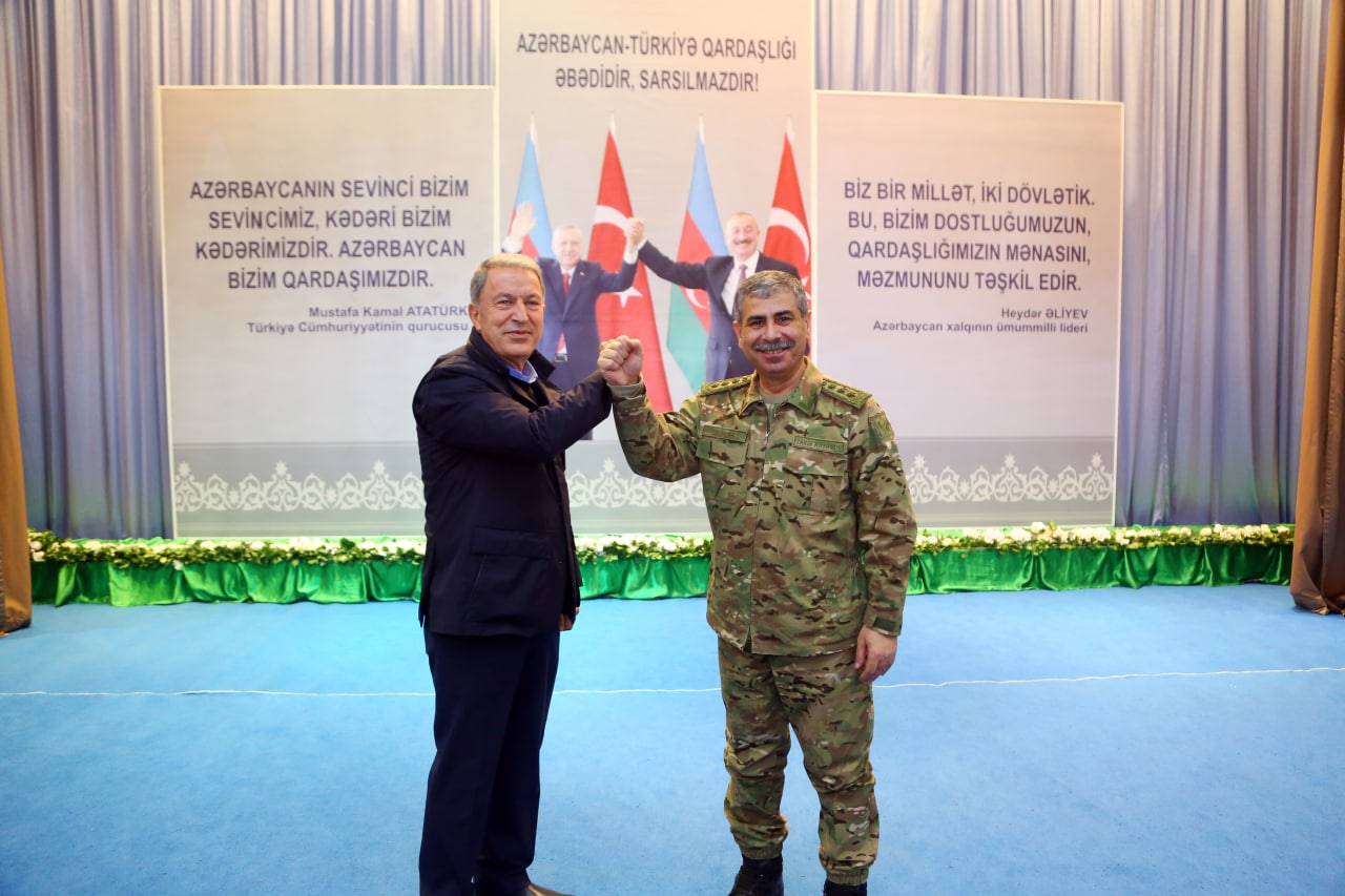 Zakir Həsənov Türkiyəyə gedir