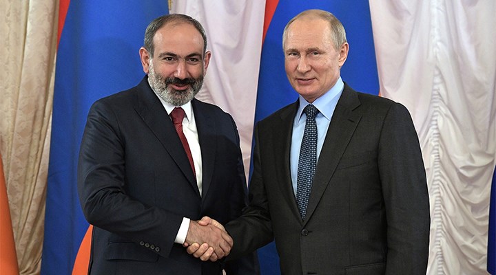 Putin bu gün Paşinyanla danışacaq