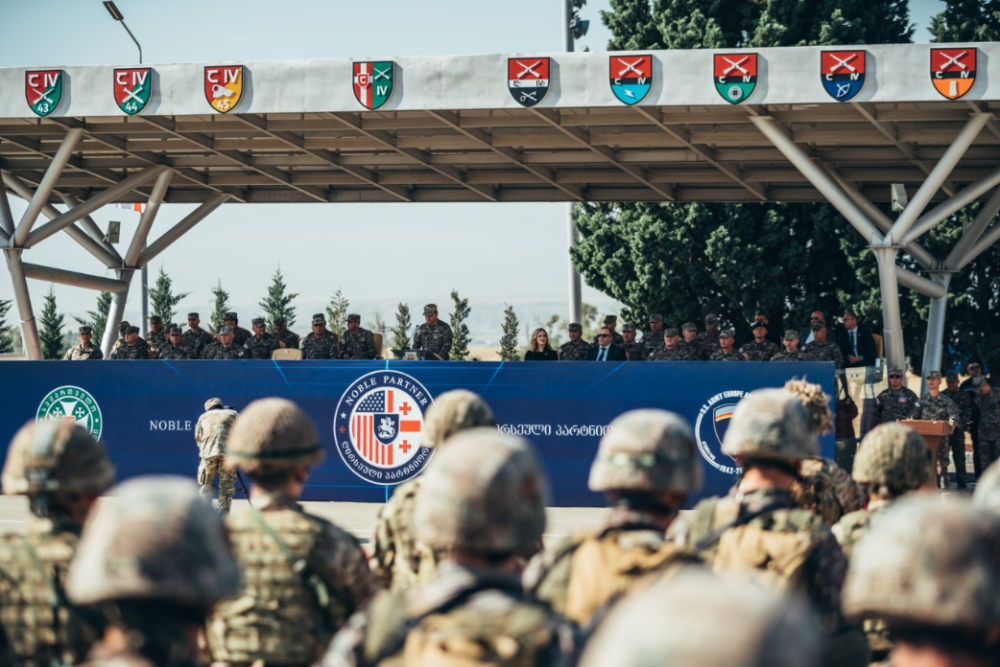 Azərbaycan hərbçiləri Gürcüstanda keçirilən təlimdə
