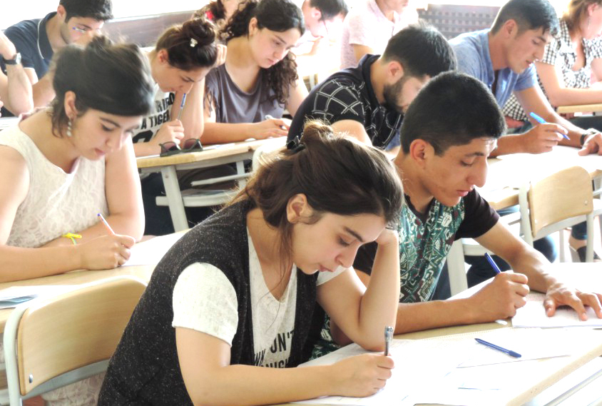 Bu il tələbə olanların SİYAHISI