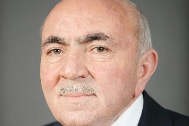 Tahir Süleymanovdan Modern.az-a təbrik