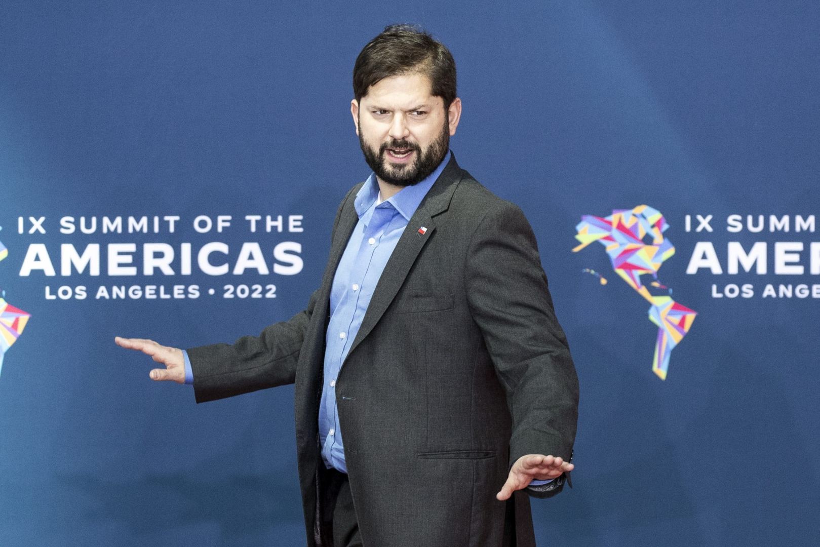 Çilidə prezidentin qardaşını döydülər