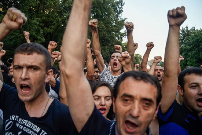 Xankəndi və İrəvandakı mitinqlərin HƏDƏFİ - Qarabağla bağlı 3 “şərt”
